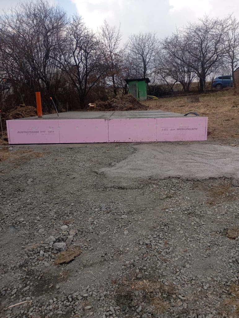 Betonáž základov rodinného domu v Košickej Novej Vsi